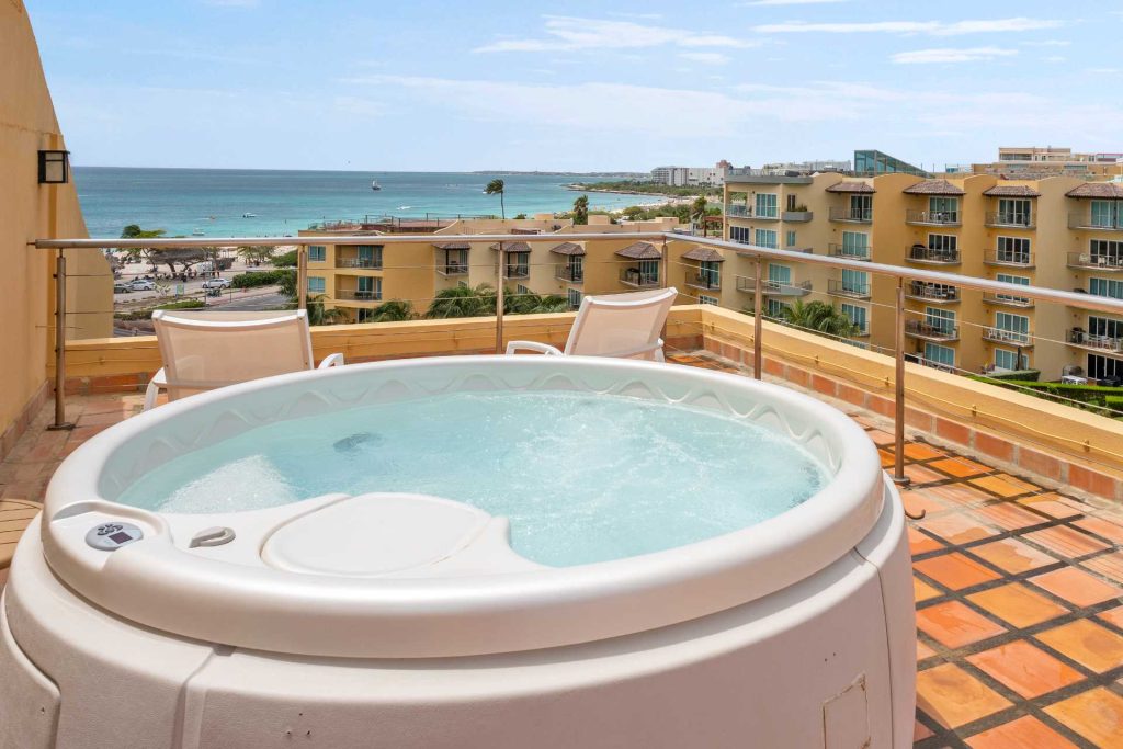 Tropical Penthouse One-bedroom condo - BG532