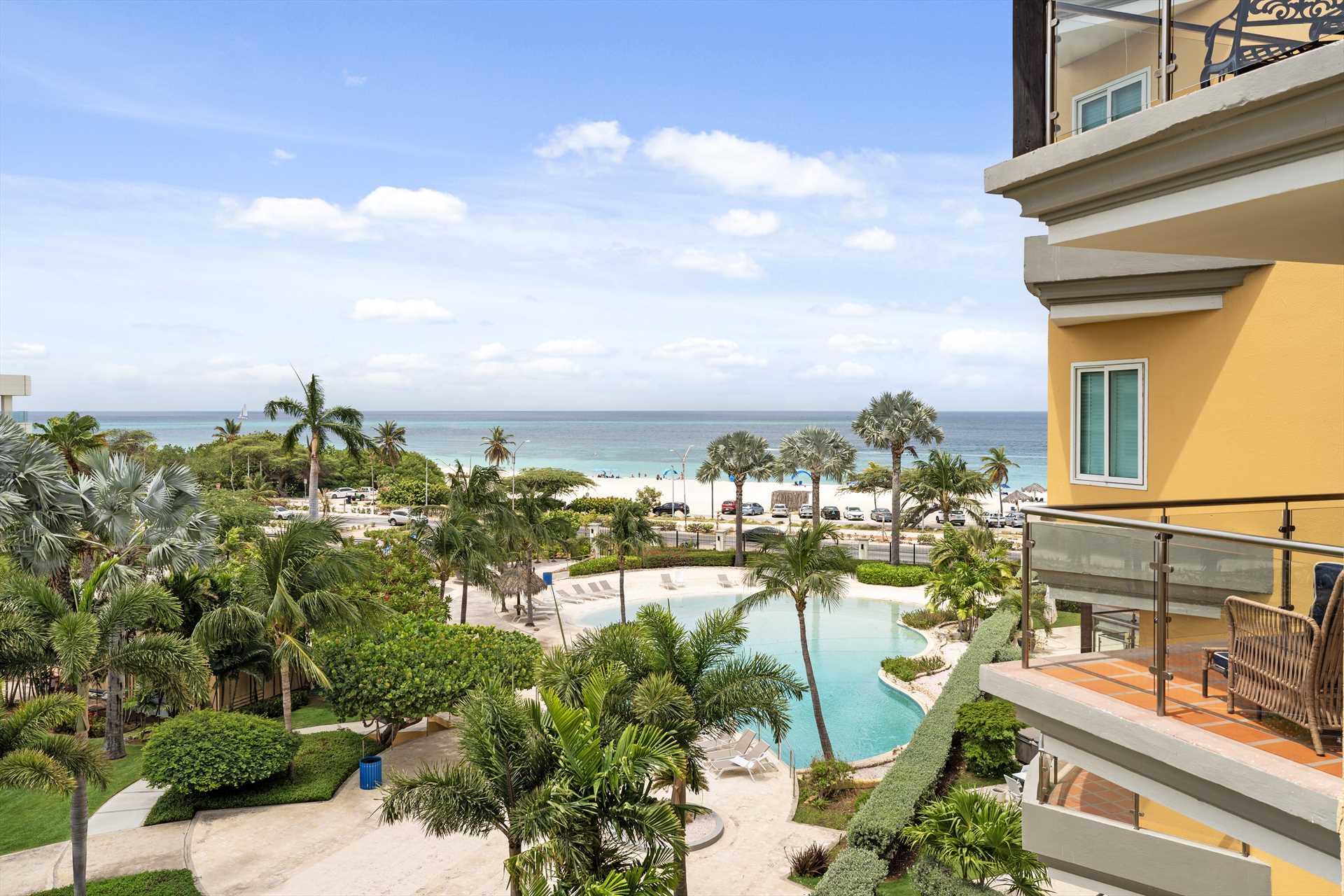 Glamour View Two-bedroom condo - E422-2