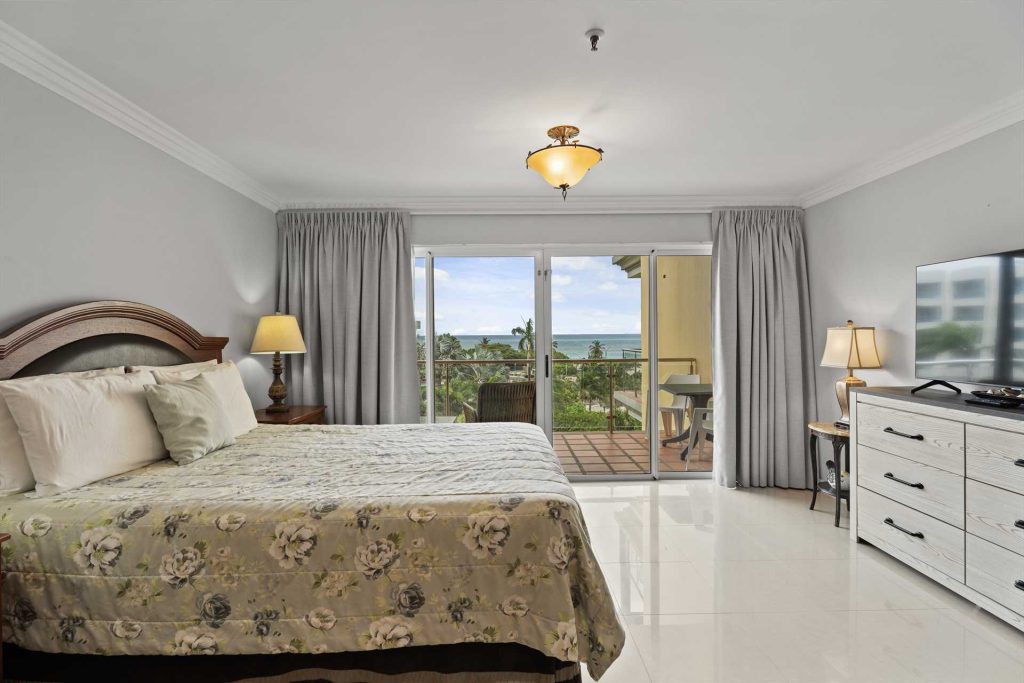 Glamour View Studio condo - E422-1