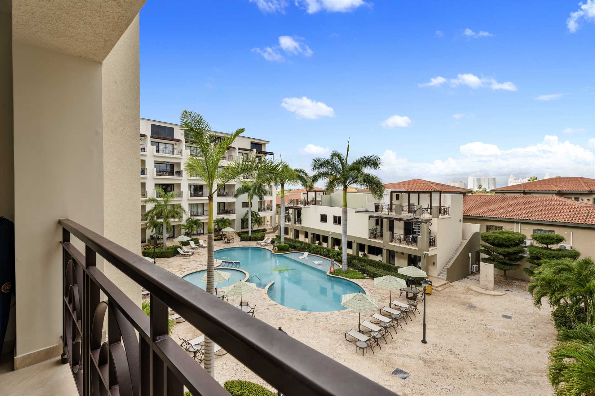Bismarck Palm One-bedroom condo - PC301