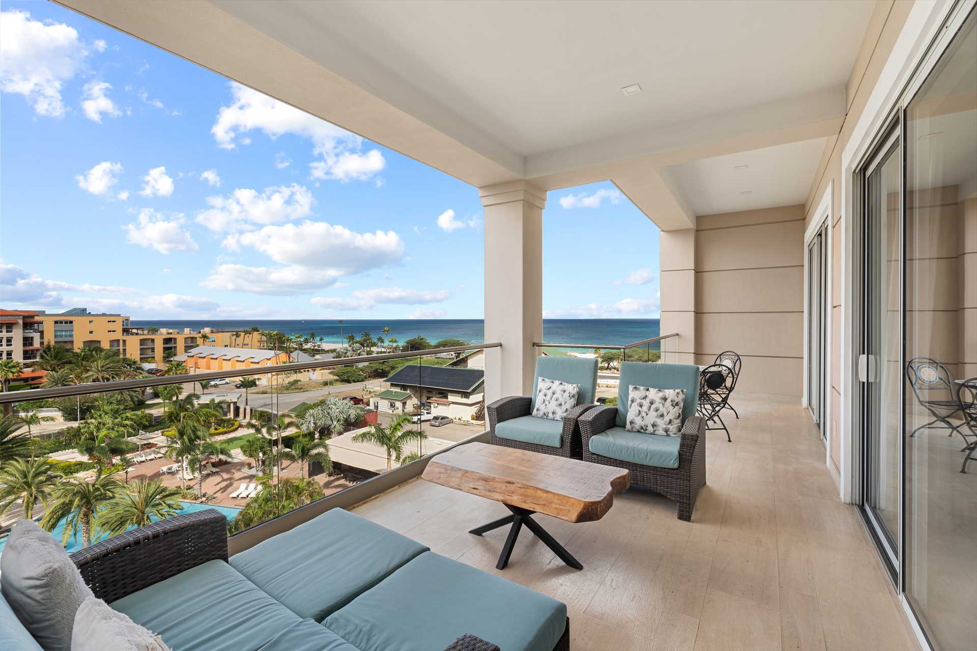 Ocean Jewel Two-bedroom condo - LV507