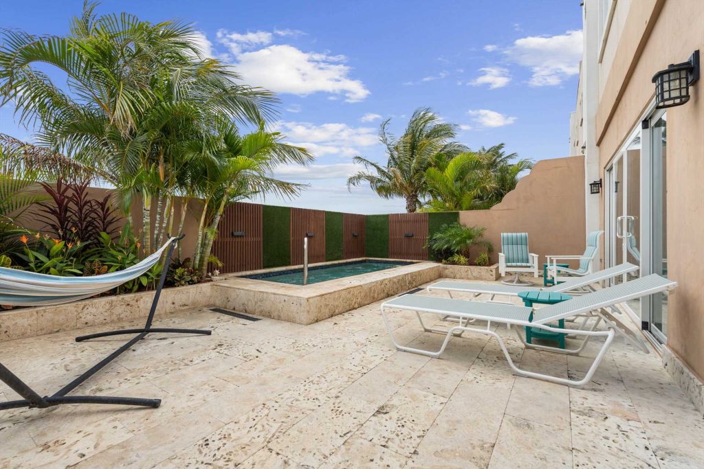 Blue Ocean View Two-bedroom townhome - LV18TH