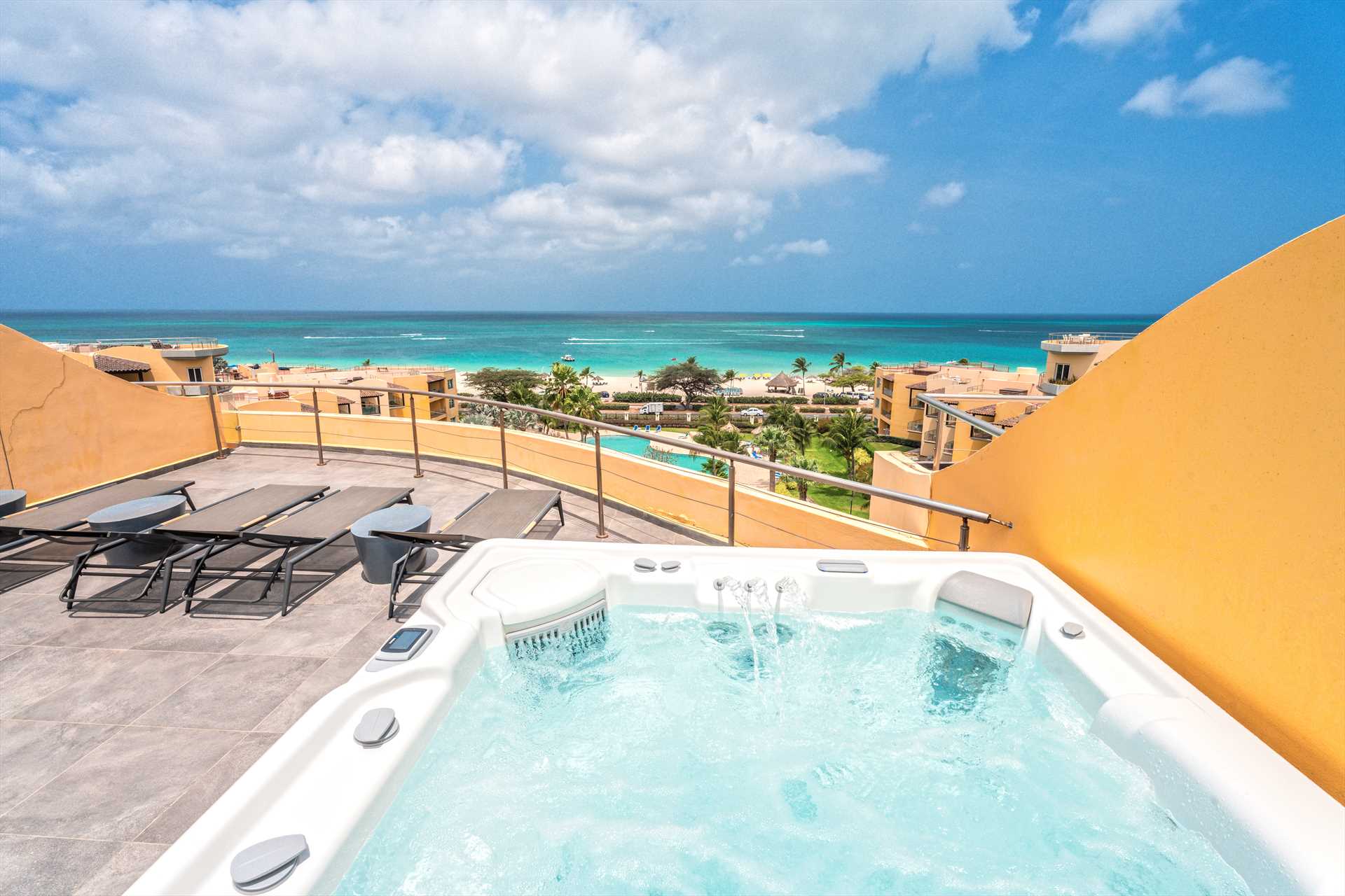 Panoramic View Four-bedroom Penthouse - PH4