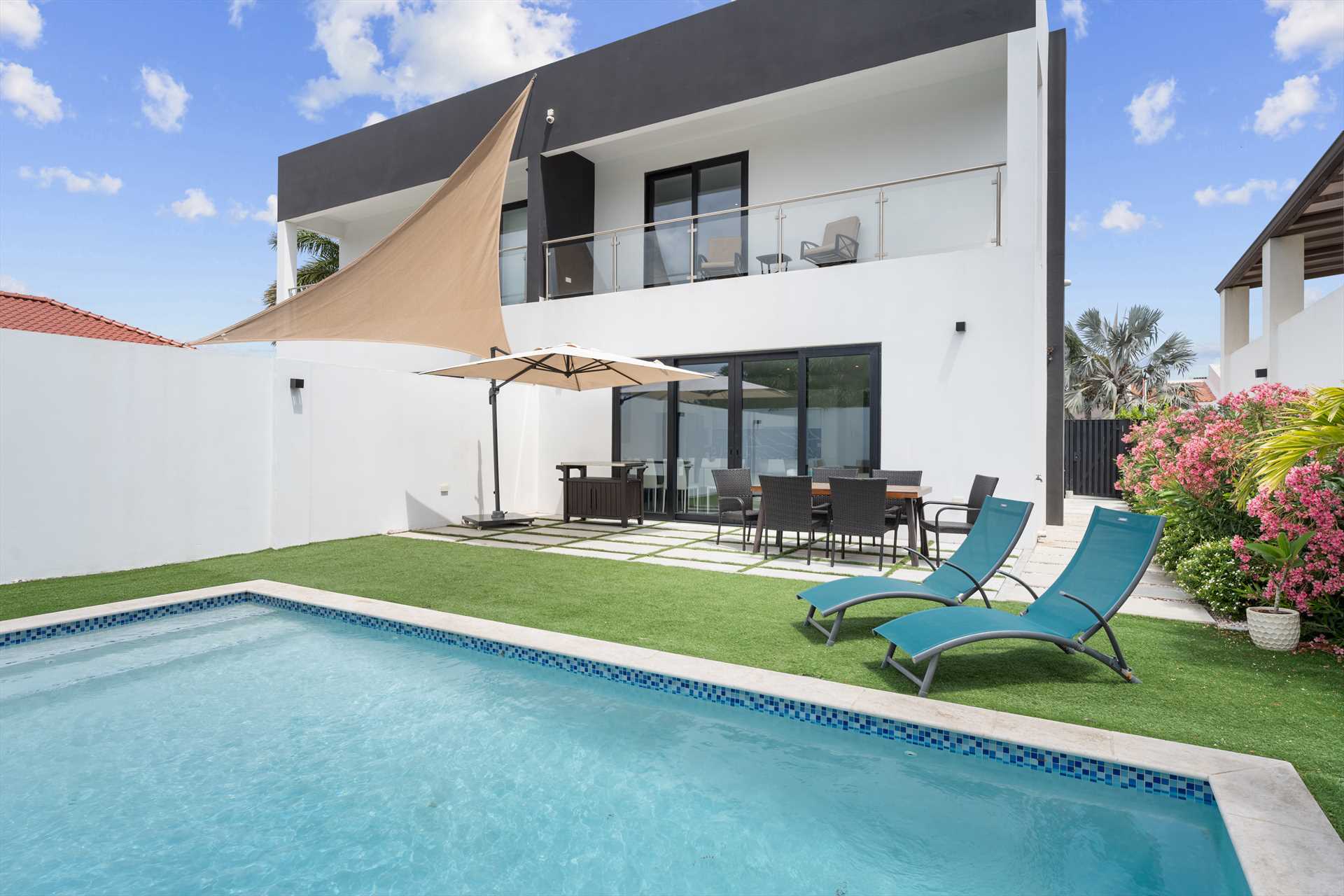 Outdoor Pleasure Three-bedroom townhome - CM01A