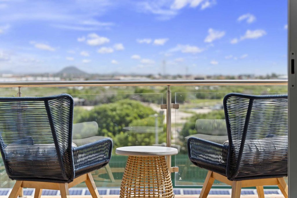 Island View One-bedroom condo - R362
